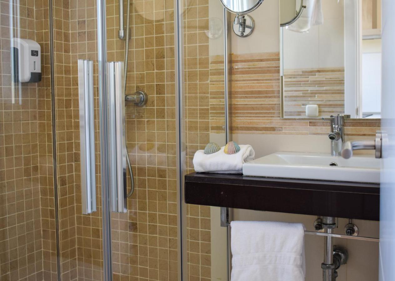 Aparthotel Novo Sancti Petri Chiclana de la Frontera Exterior foto